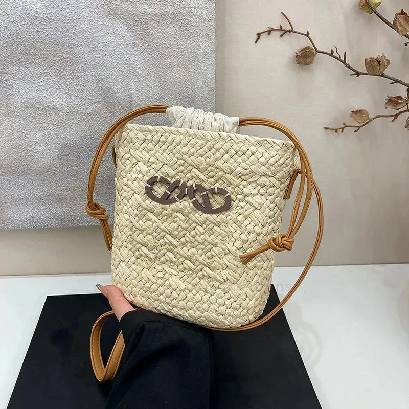Designer Bag Tote Bag Straw Beach Bag Large Capacity Beach Tote Stylish Woven Travel Handbag Summer Vacation Hand bag for Women 333