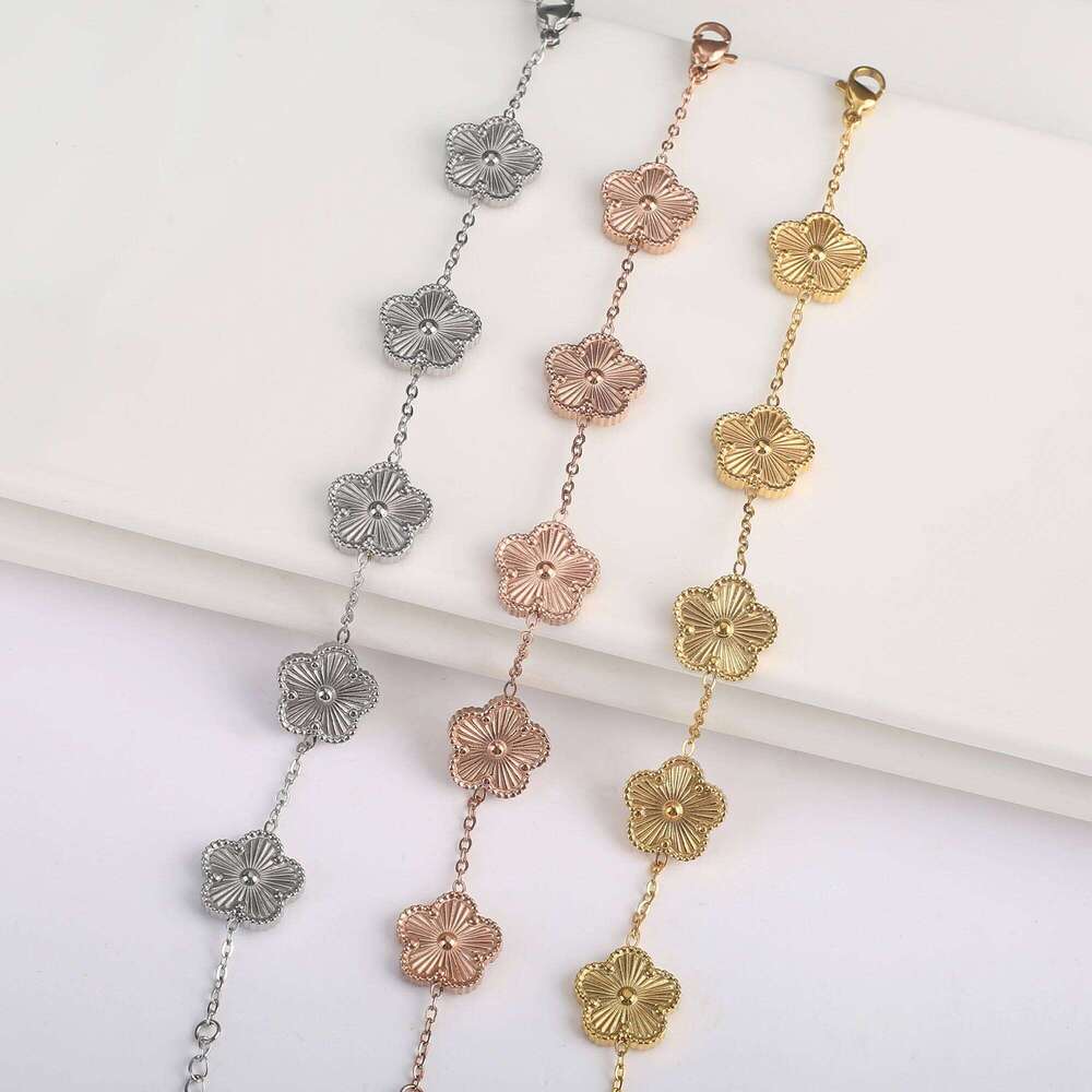 Hot Sale Stainless Steel Laser Five Leaf Flower Petal Adjustable Clover Bracelet Classic for Woman Girl Brand Jewelry Party Gift Z260225