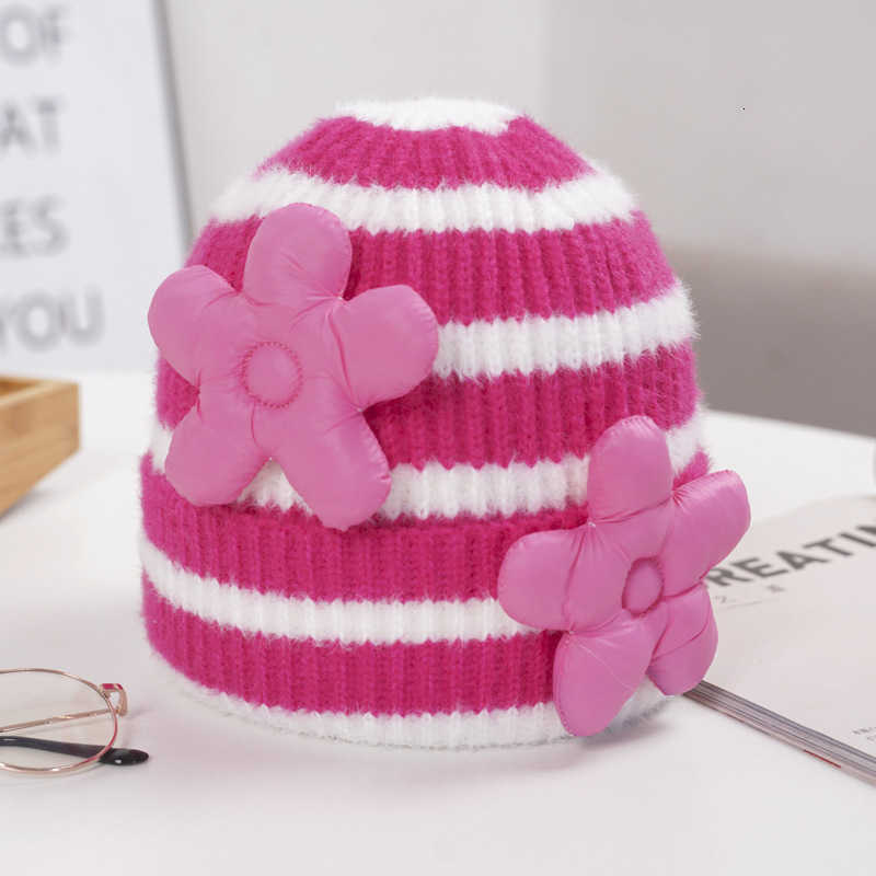 Womens Autumn and Winter Floral Striped Knit Hat Korean Style Trendy Versatile Warm Ear-Protecting Woolen Hat Internet Celebrity Headwrap Cold Weather