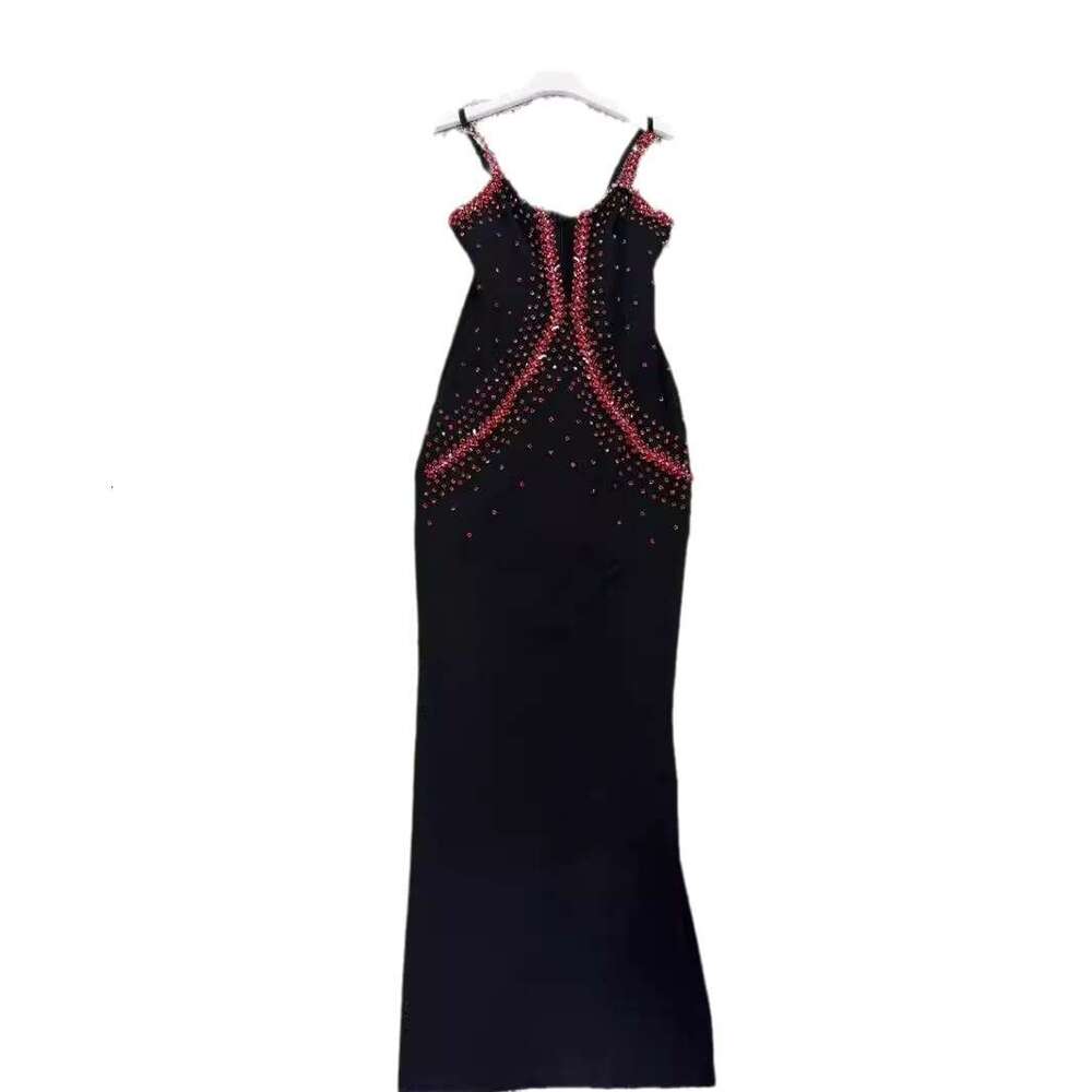 2026 new European and American sexy fashion goddess strap hand sewn rhinestone slim fit long skirt