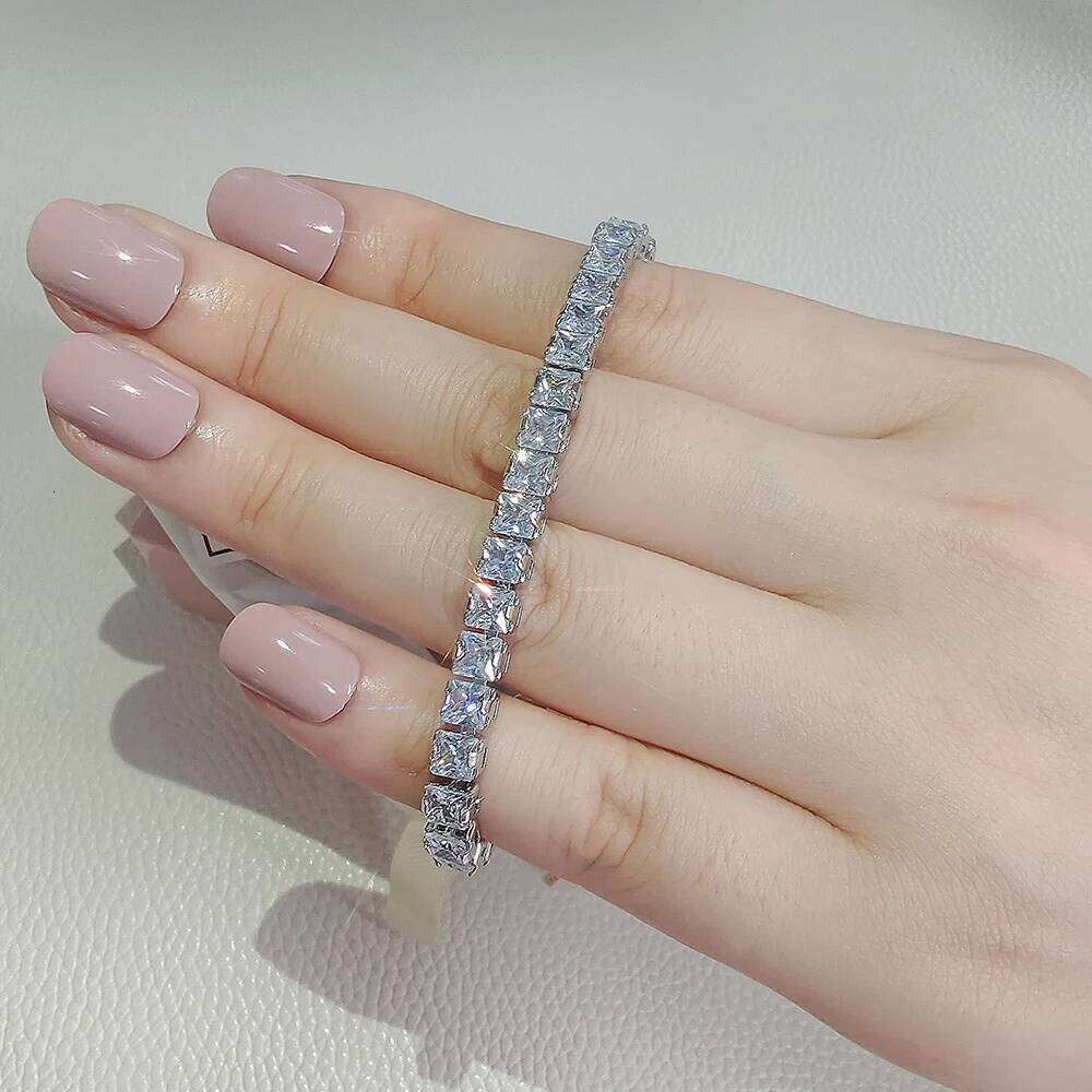 Rectangle Princess Bracelet Bangle for Women Anniversary Gift Jewelry Wholesale Moonso S8251 Z260225