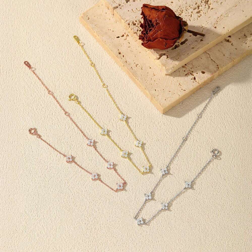 MODIAN 925 Sterling Silver Trendy Exquisite Four-Leaf Clover Clear CZ Charms Bracelet For Women Fine Jewelry Accessories Z260225