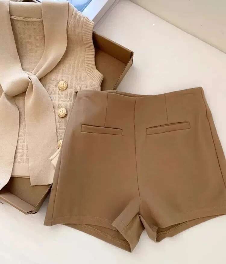 Summer fashion sleeveless knitted vest top slim fit high waisted shorts set elegant charm two-piece 2026