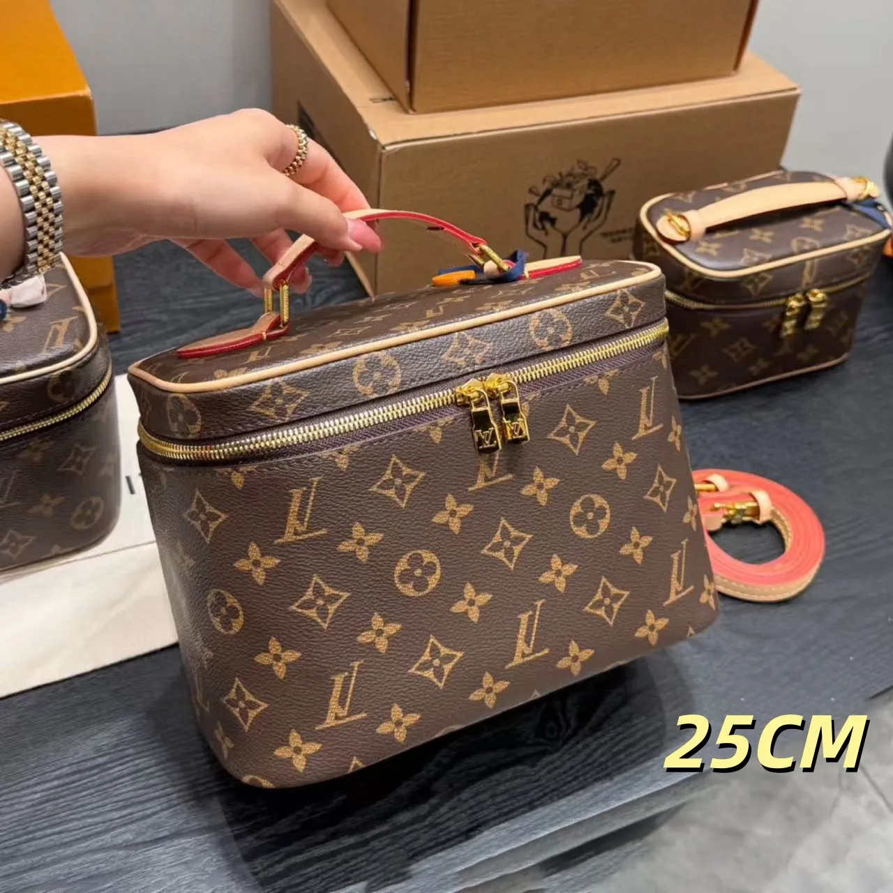 Makeup Bag designer Bag Luxury Cosmetic bag High Quality Women's Handbag Purse Cowhide Storage Bag Toiletry Bag vanity bag cosmetic bag