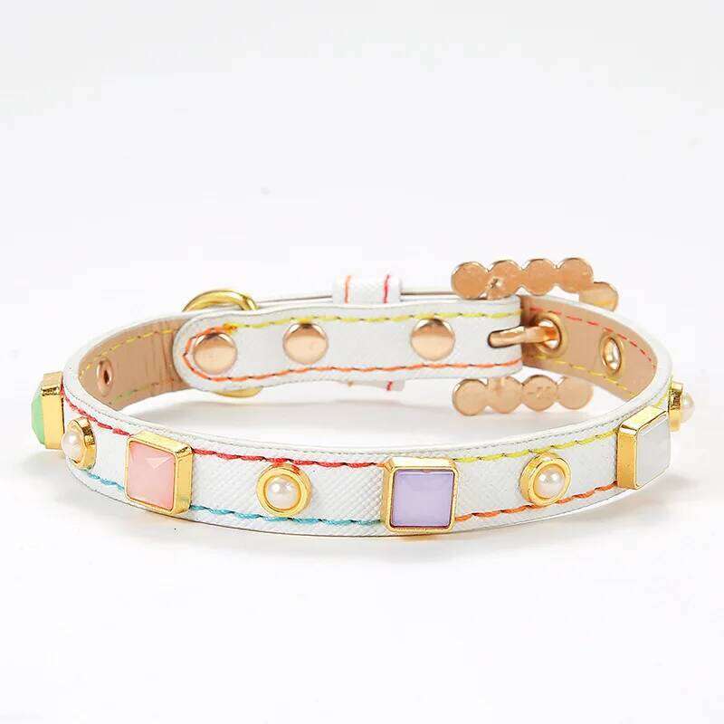 Luxury decoration collar made of PU leather, suitable for dogs and cats, dog walking collar, pet supplies