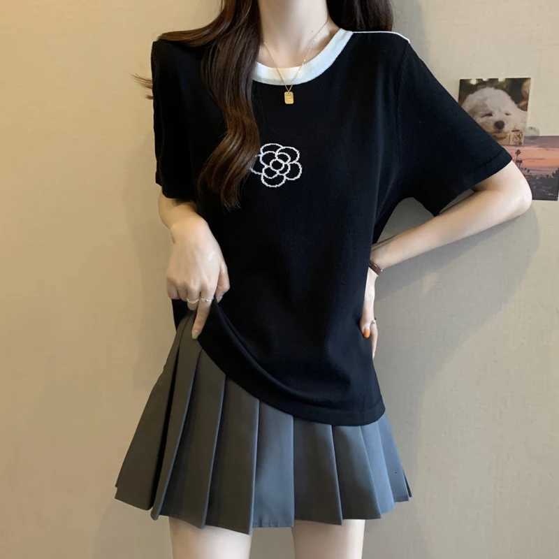 2025 Summer Women's Knit Top, Hollow Out Flower Short Sleeve Sweater TeeT260226