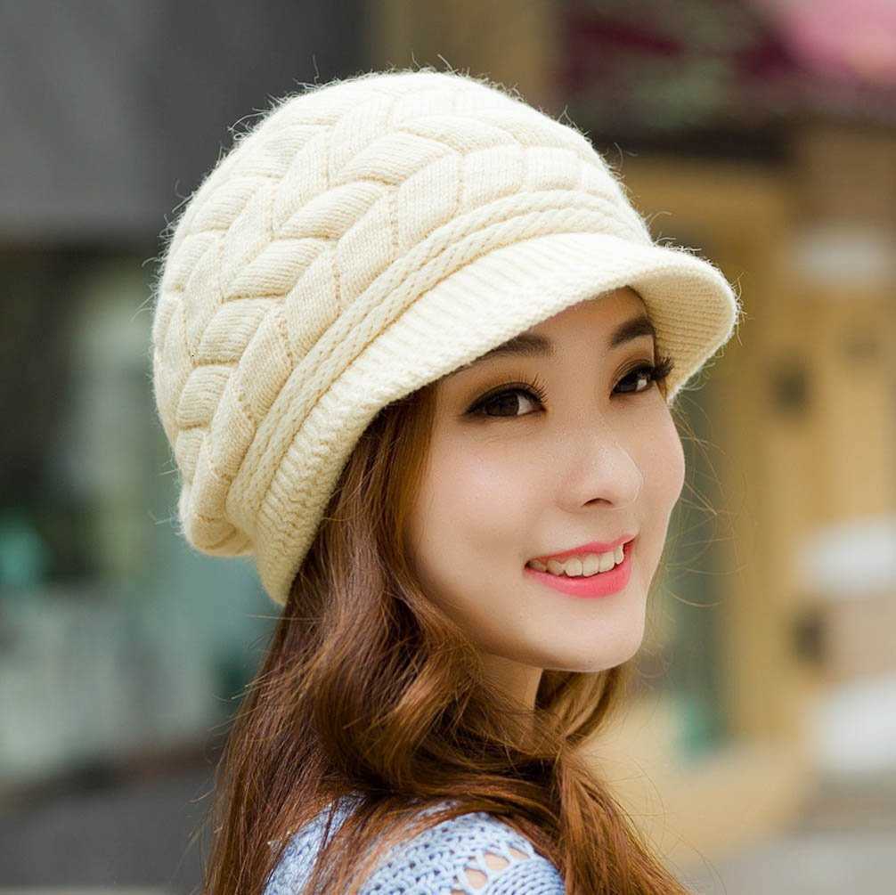 Womens Winter Warm Knit Hat for Cold Weather Running Camping Walking Fashionable Ski Hat with Sun Visor S260225FAN3