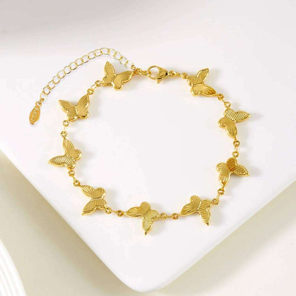 Korean Light Luxury Shiny Zircon Golden Butterfly Bracelet for Women Elegant Bangle Party Banquet Charm Wedding Jewelry Gift Z260225