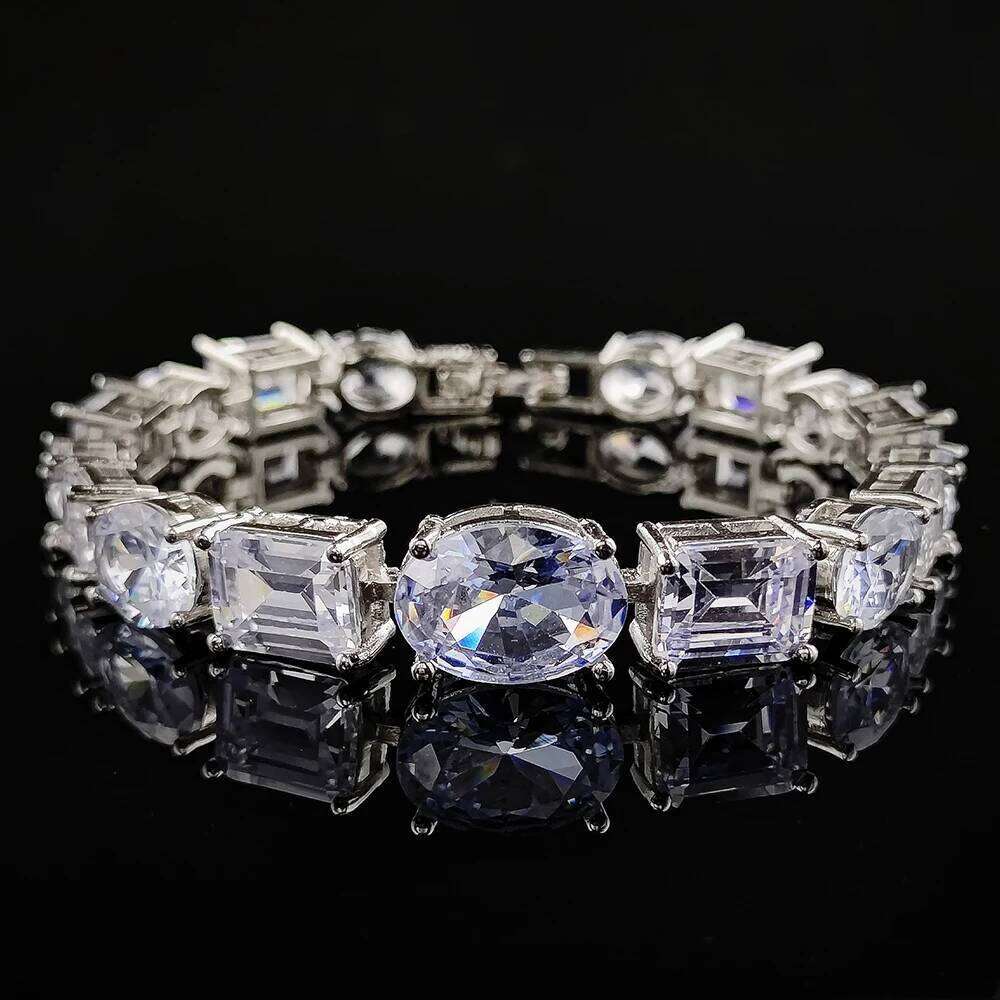 2024 New Fashion Princess Bracelet Bangle for Women Anniversary Gift Je welry Wholesale S7701 Z260225