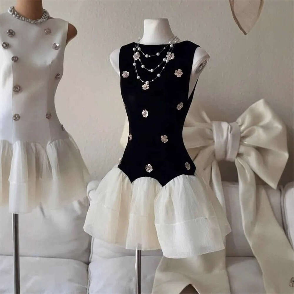 25 new Vietnamese niche design heavy beaded luxurious velvet patchwork color-blocking puffy dress