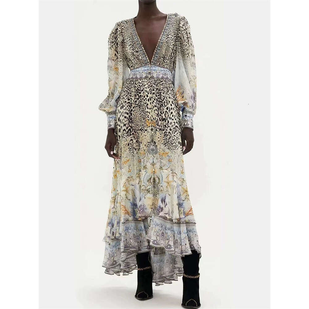 2026 autumn European and American niche fashion brands social celebrities sexy V-neck unique leopard print flowing long skirt