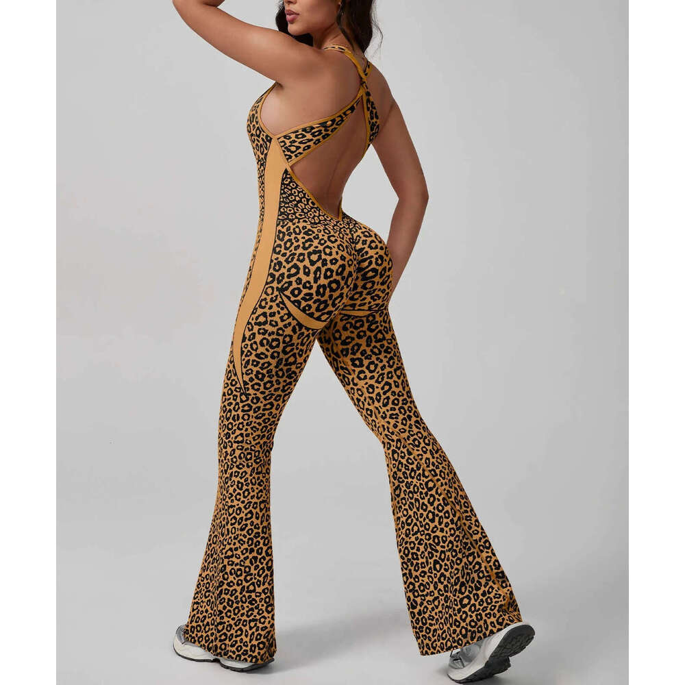 2026 Designer Women's Leopard Pattern Cross Back Seamless Yoga Fitness Integrated Sports Pants Set