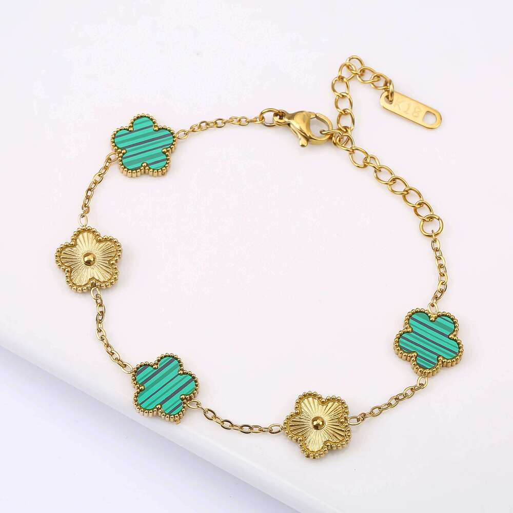 2025 New Design Splicing Plum Blossom Five Leaf Flower Metal Bracelet Plant Women's Luxury Stainless Steel Jewelry Clover Z260225
