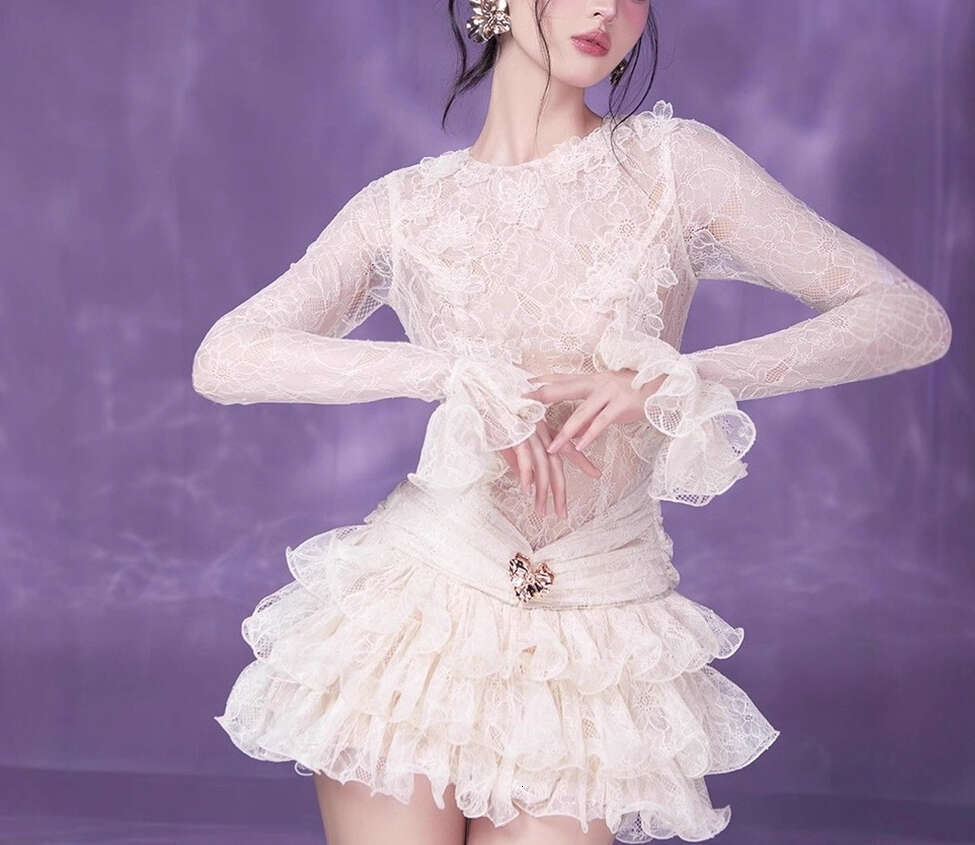 25 Autumn/Winter wholesale in-stock Vietnamese niche design sexy lace slim-fit short dress for socialites