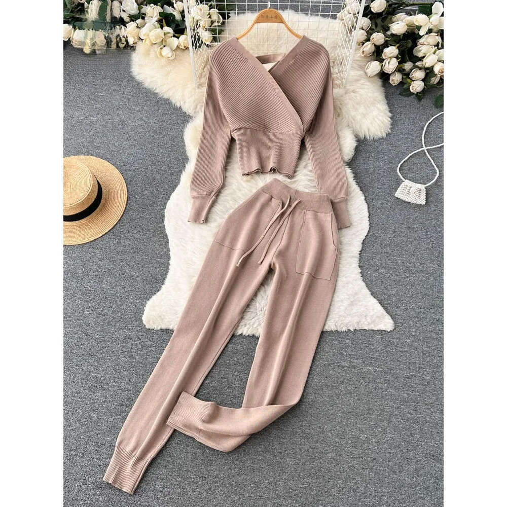 Women's designer winter casual knitted two-piece V-neck long sleeved sweater elastic pants set 2026