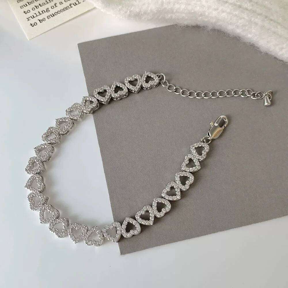 ZAKOL Shiny AAA Zircon Hollow Heart Bracelet for Women Wedding Party Accessory Aesthetic Jewelry Gift Z260225