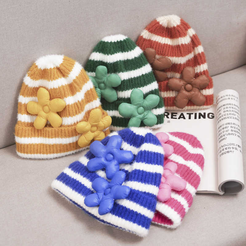 Womens Autumn and Winter Floral Striped Knit Hat Korean Style Trendy Versatile Warm Ear-Protecting Woolen Hat Internet Celebrity Headwrap Cold Weather