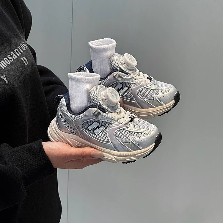 hot free shipping designer shoes for kids running shoes beige sliver Fashionable and versatile outdoor sneakers sports shoes