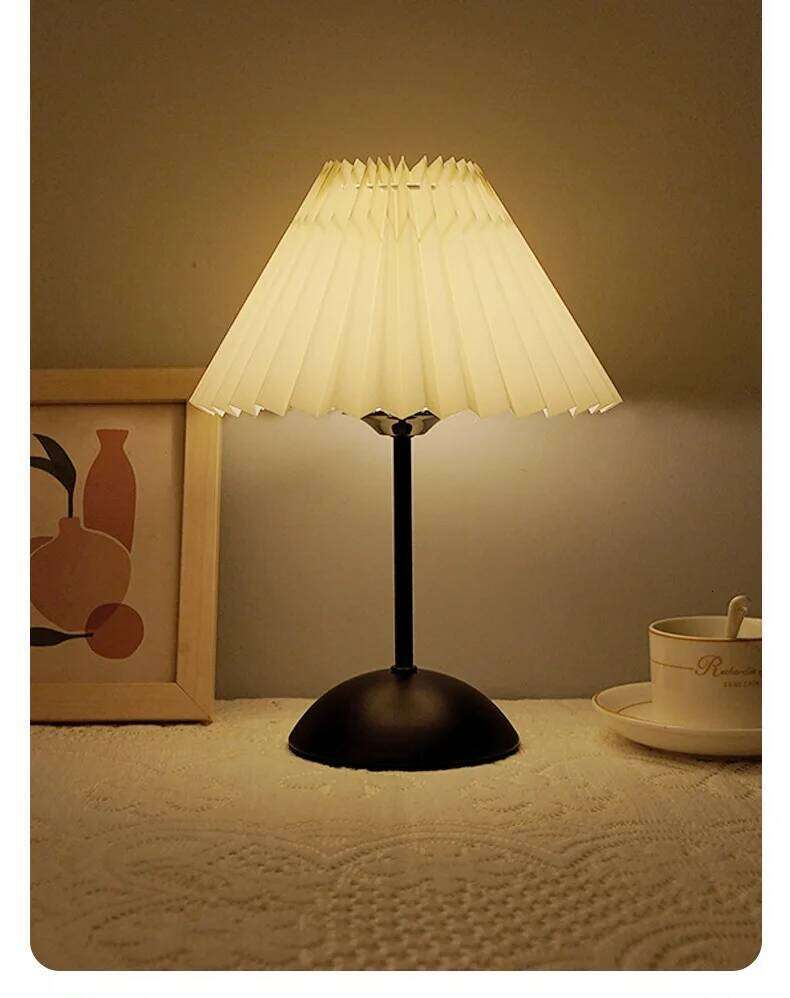 Nordic Creative Retro Table American Metal Dormitory Bedroom Sleeping Bedside Lamp Pleated Umbrella Night Light Atmosphere H260225