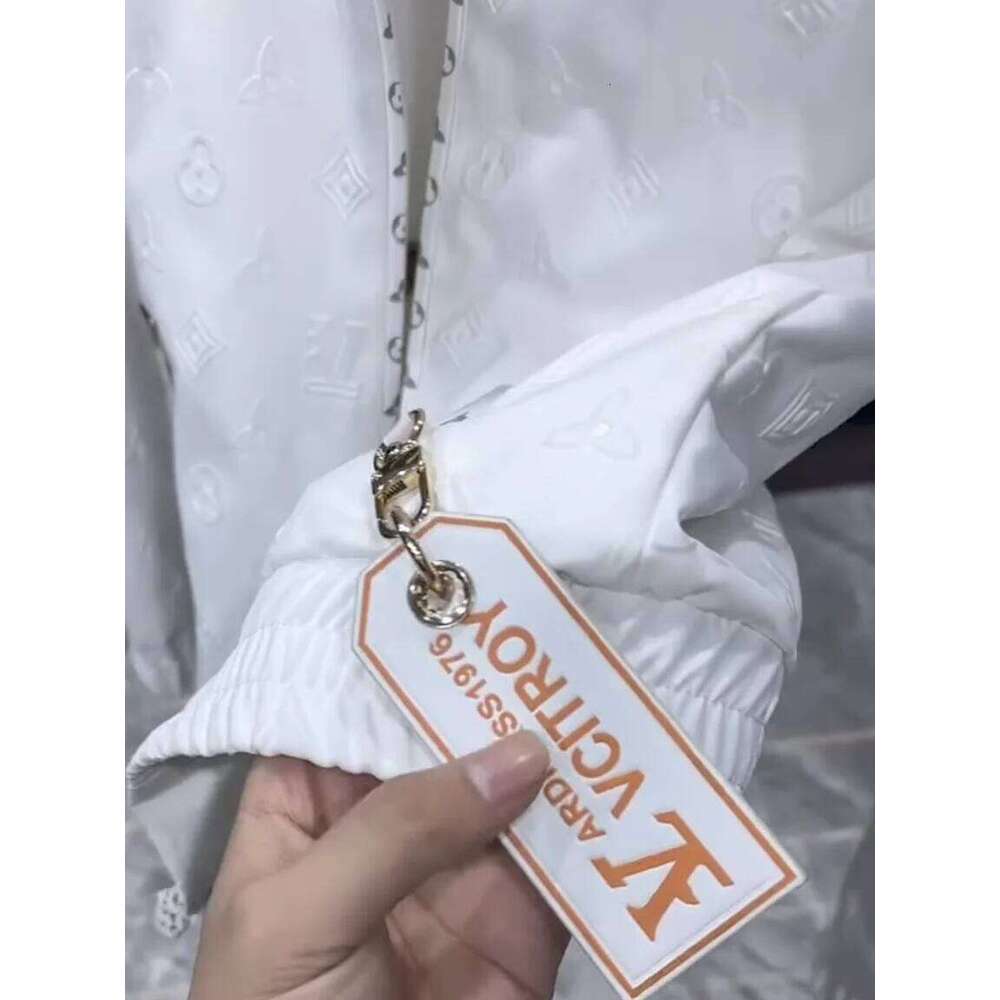 Spring Summer Men's Stand Collar Jaet Comfortable Haome High Quali Casual Cool Designer Fashion Zipper Closure Long Sve Antibacterial