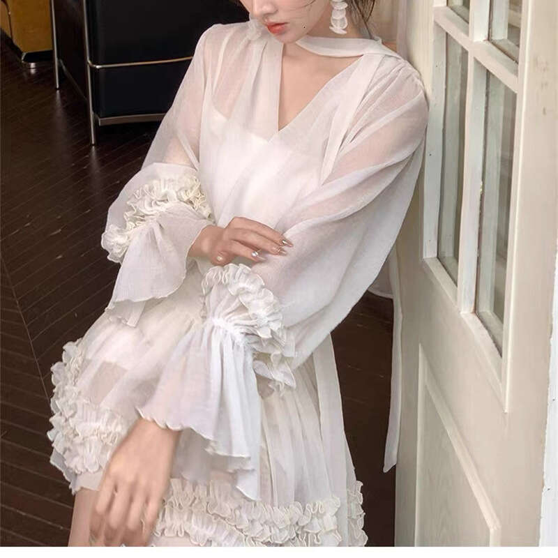 2026 Autumn New Elegant Commuter Gentle White Moonlight Fairy like Silk Smooth Folded Edge Short Skirt for Women