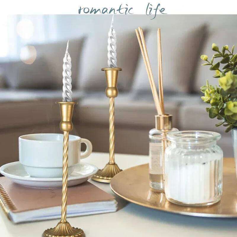 Retro Gold Spiral Holders Candlestick Stand Home Decoration Candlelight Dinner Table Romantic Wedding Ornaments W260226