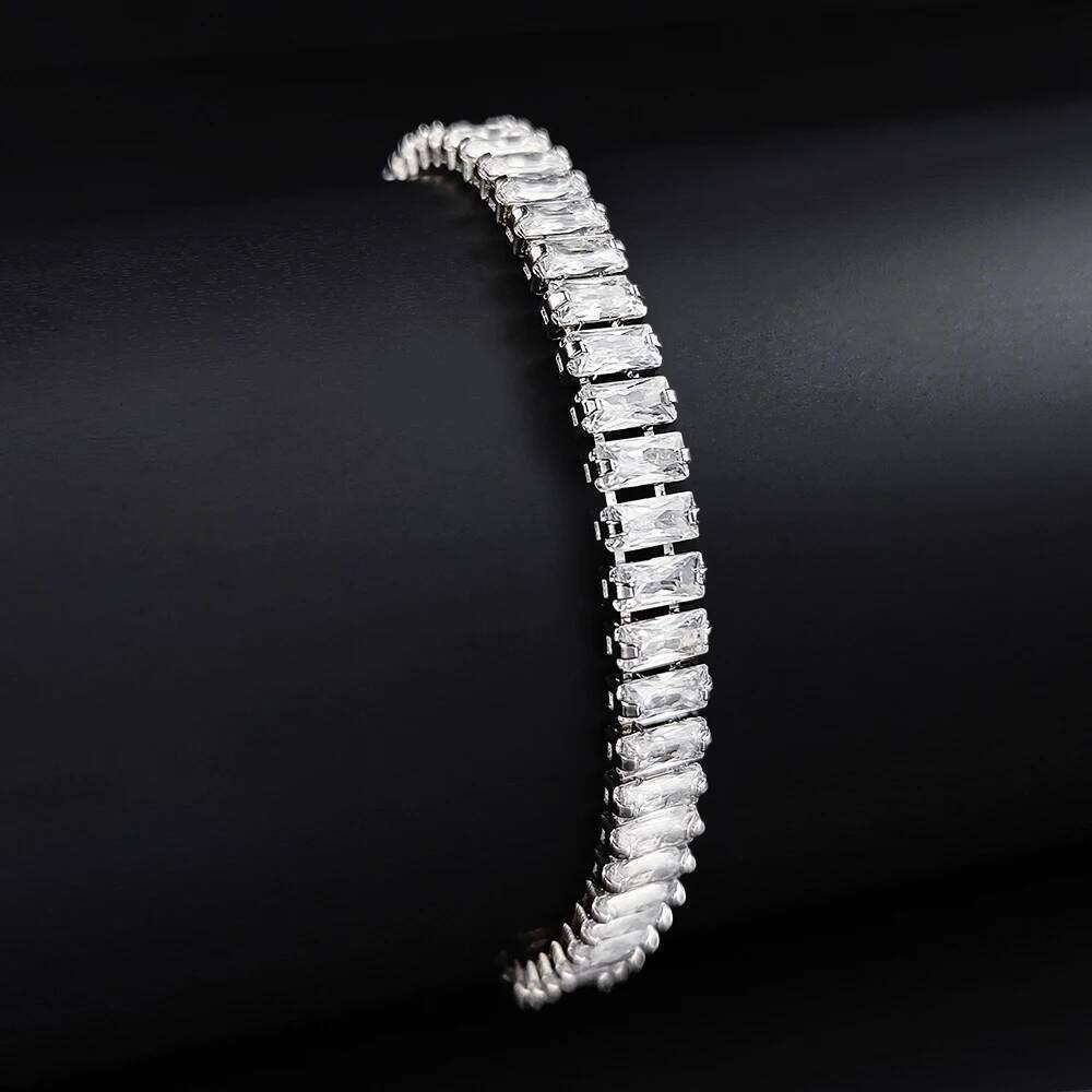 2024 New Luxury Princess Cut 17cm Silver Color on Hand Bracelet Bangle for Women Anniversary Gift Jewelry Wholesale S5776 Z260225