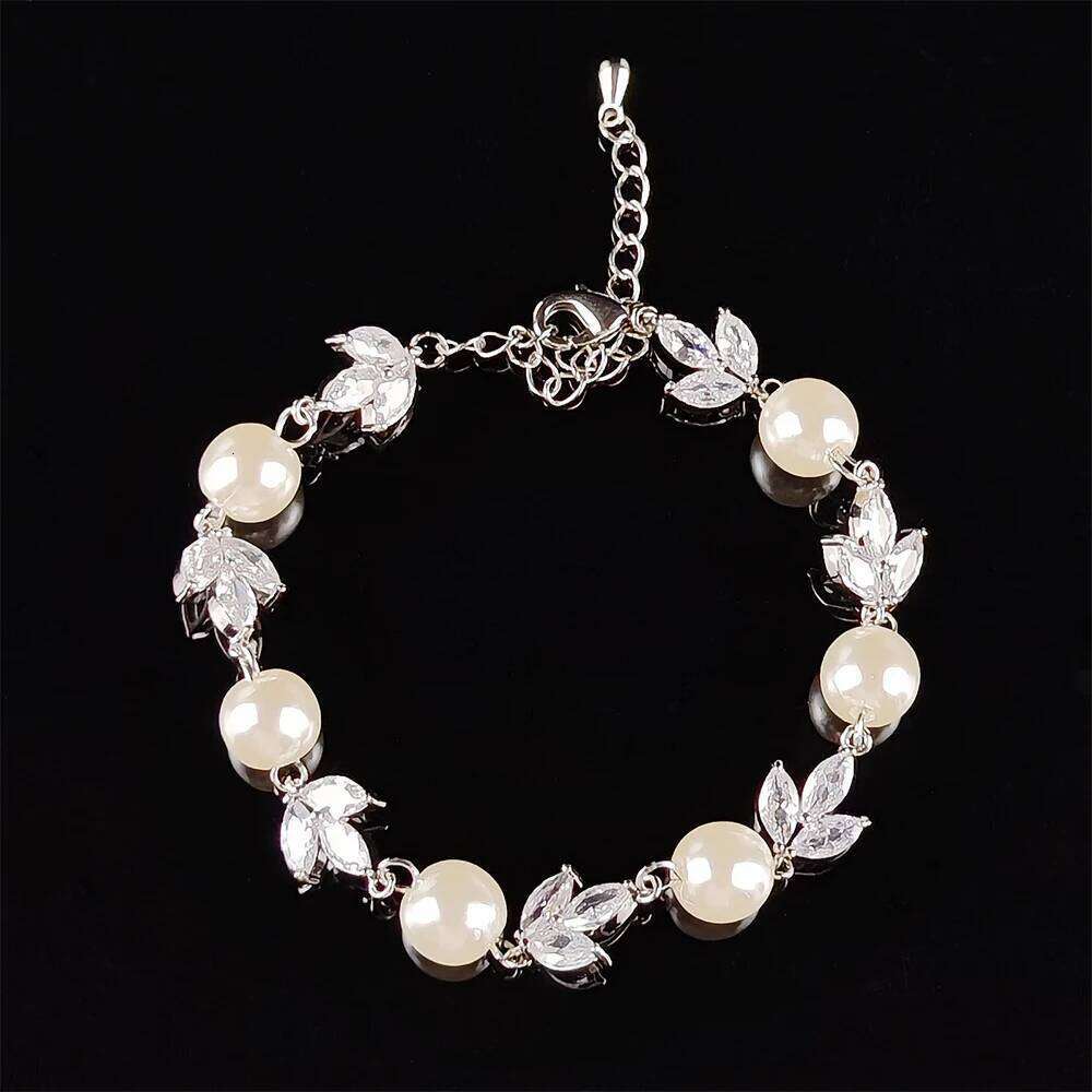 2024 New Trendy simulated pearl Leaves silver color on hand Bracelet for Women Adjustable Party Gift Jewelry Wholesale S6064 Z260225