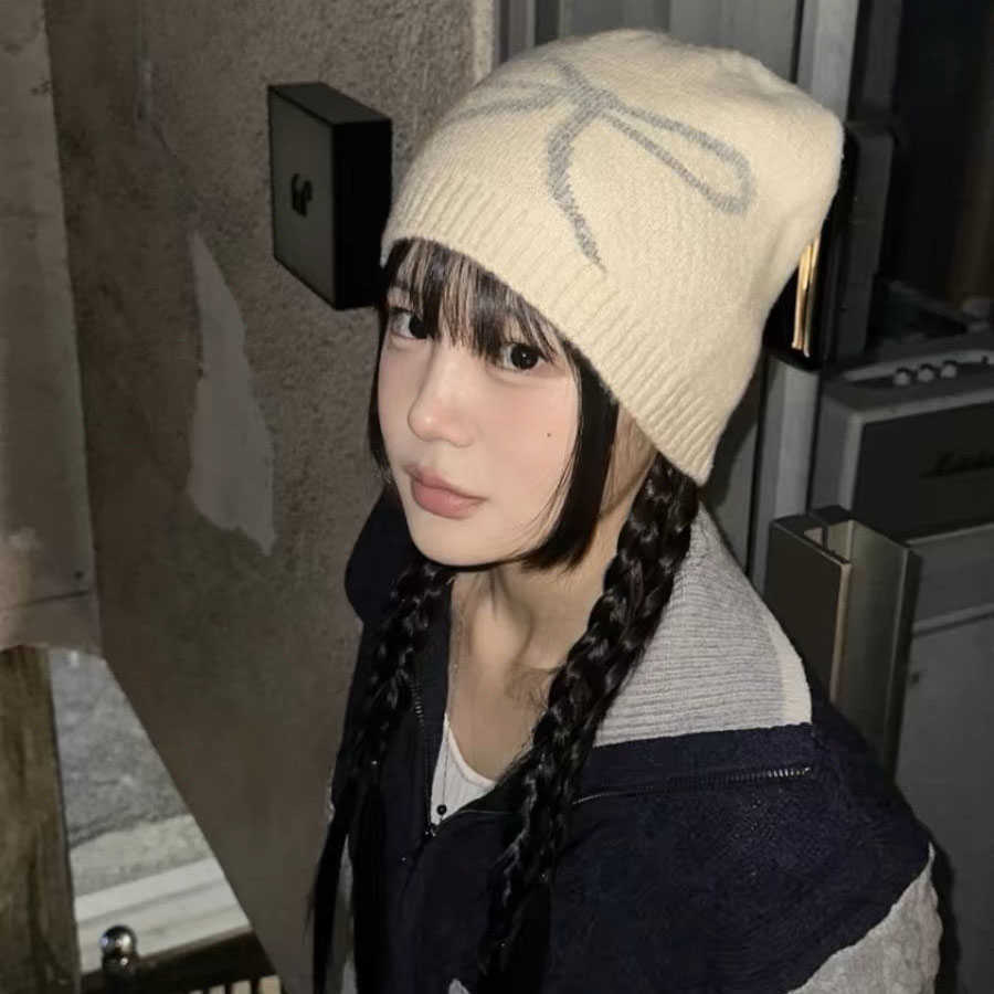 Korean bow-knot hat and scarf set two-piece autumn and winter new fashion warm knitted wool hat and neck warmer for women S260225