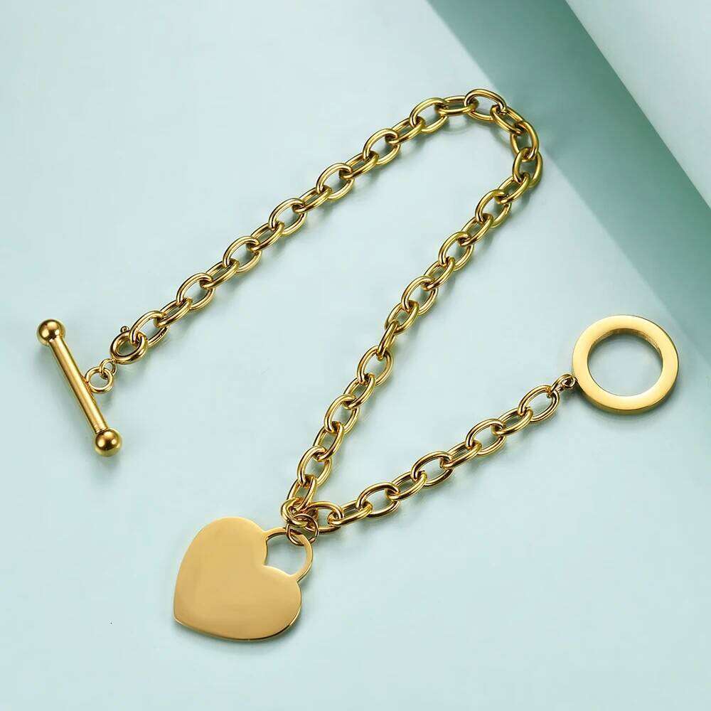 Moon-shaped and heart-shaped OT chain smooth titanium women's bracelet, simple stainless steel Z260225
