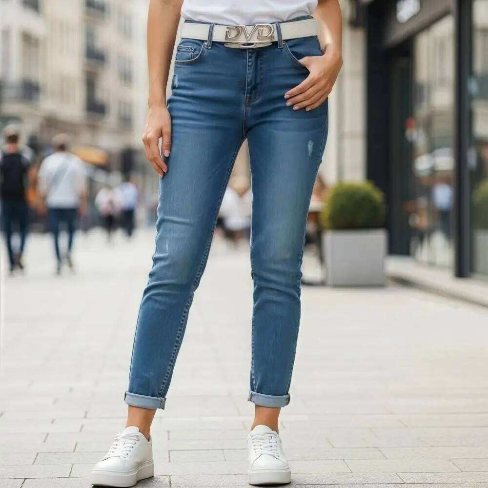 Nostalgic English Buckle Versatile Fashion Design Sturdy Women's DVD Casual Sense Niche Belt Jeans Decoration Y260225