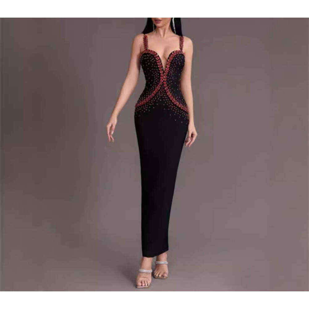 2026 new European and American sexy fashion goddess strap hand sewn rhinestone slim fit long skirt