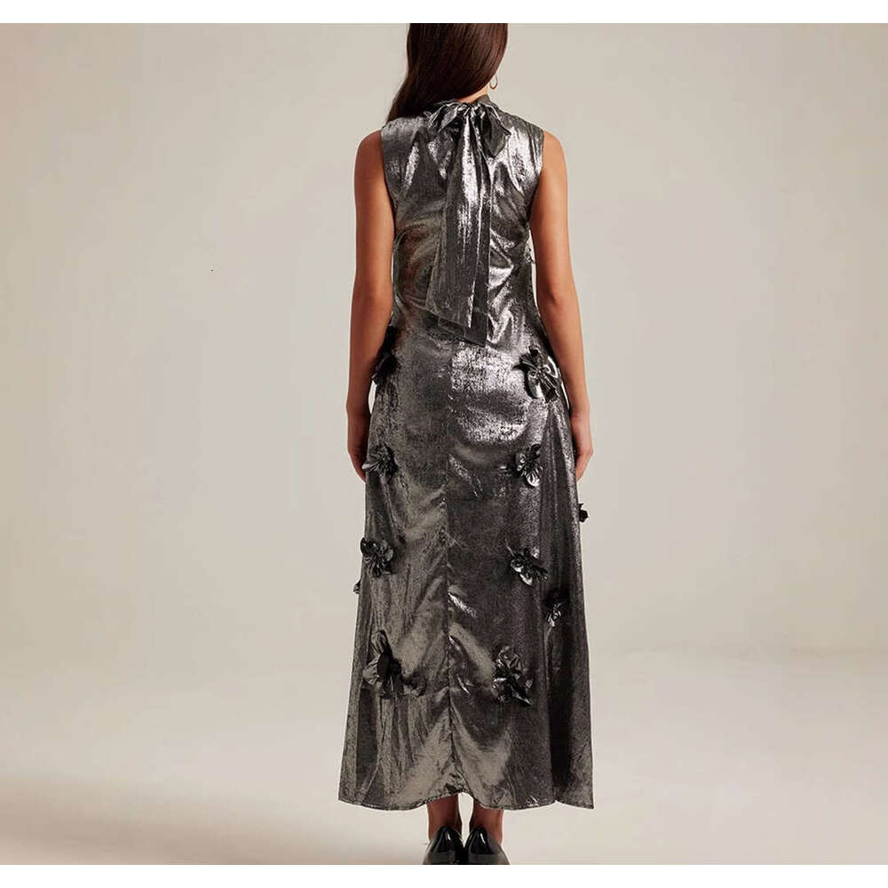 2026 Spring/Summer European and American Fashion Design Three Dimensional Flower Women's Sleeveless Long Skirt