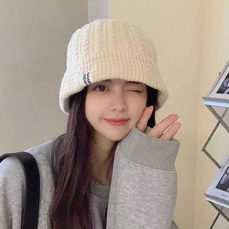 Womens Autumn and Winter Large Head Circumference Woolen Hat Fashionable and Warm Postpartum Maternity Hat Windproof Fisherman Hat for Winter S260225