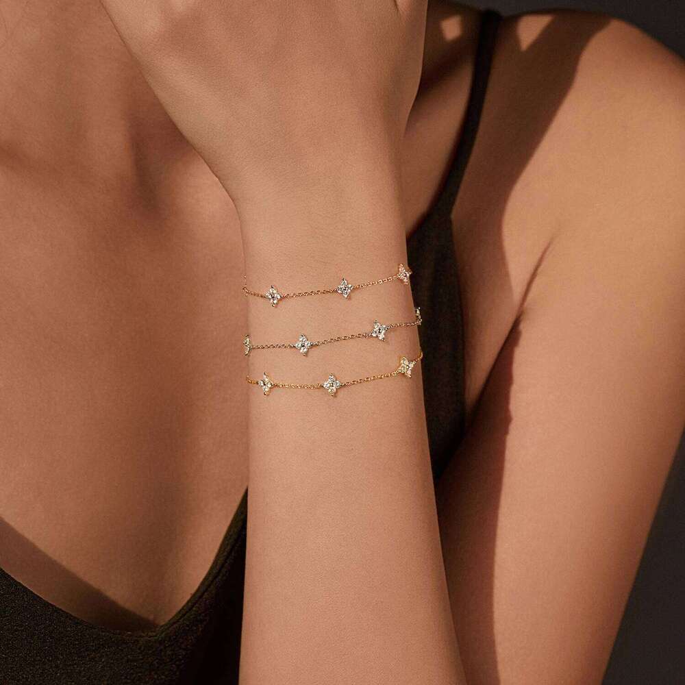 MODIAN 925 Sterling Silver Trendy Exquisite Four-Leaf Clover Clear CZ Charms Bracelet For Women Fine Jewelry Accessories Z260225