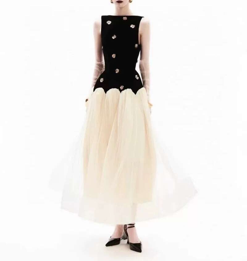 25 new Vietnamese niche design heavy beaded luxurious velvet patchwork color-blocking puffy dress