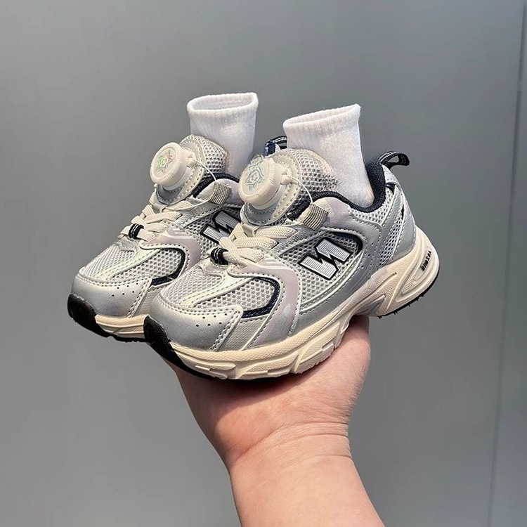 hot free shipping designer shoes for kids running shoes beige sliver Fashionable and versatile outdoor sneakers sports shoes