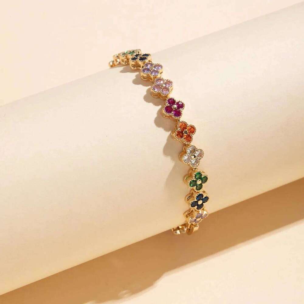 A Colorful Lucky Four-Leaf Flower Bracelet Inlaid With Zircon, Luxurious And High-End Small Fragrance Style, Versatile For Women Z260225