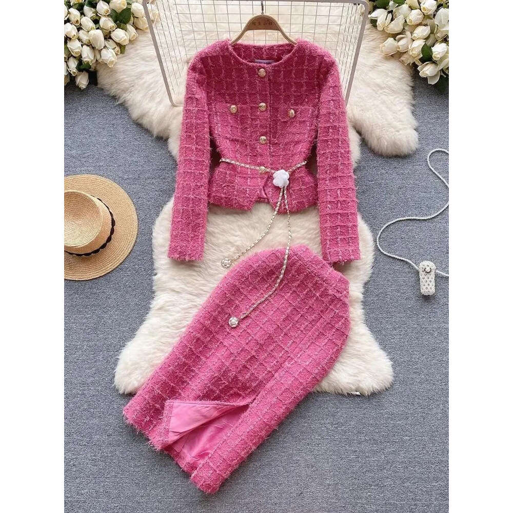 Autumn fashion rose red wool suit women's gold button chain with coarse tweed short jacket jacket split style skirt