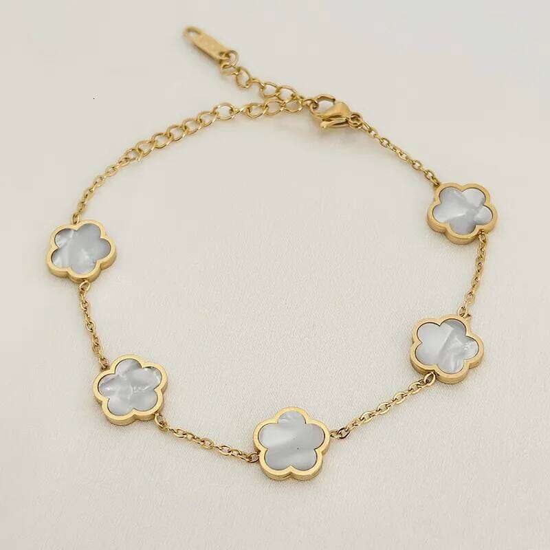 2023 New Luxury Green Flower Charm for Women Gift High Quality Gold Color Stainless Steel Clover Bracelet Jewelry Z260225