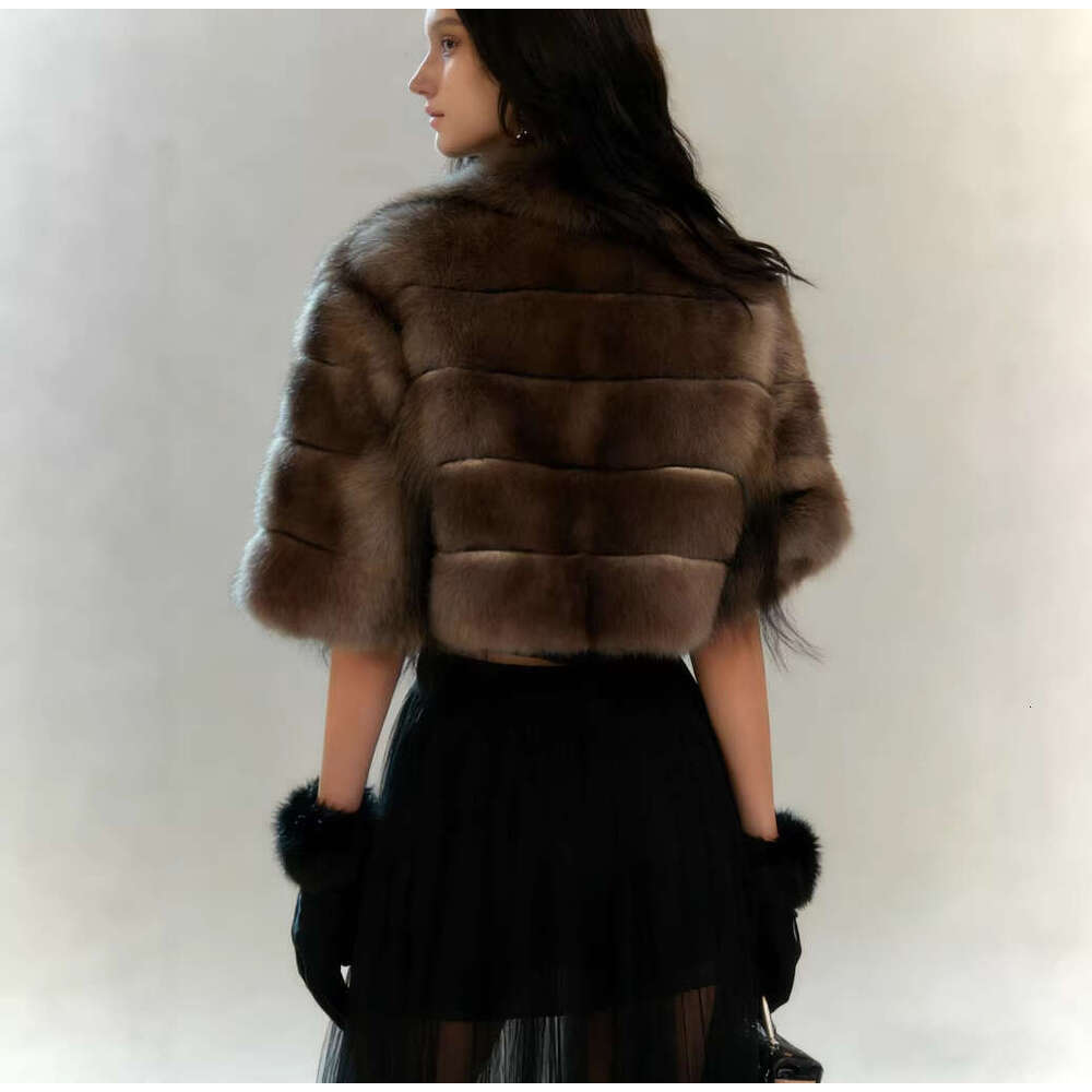 2026 Spring Women's Elegant Luxury Imitation Mink Rib Quarter Sleeve Women's Multi functional Short Coat