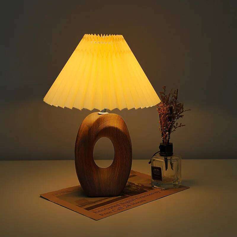 Nordic Pleated Retro Desk Ceramic Bedroom Study Bedside Lamp Advanced Decorative Atmosphere Night Light H260225