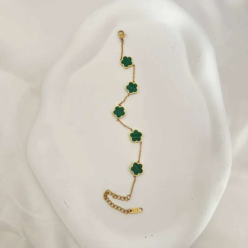 2023 New Luxury Green Flower Charm for Women Gift High Quality Gold Color Stainless Steel Clover Bracelet Jewelry Z260225