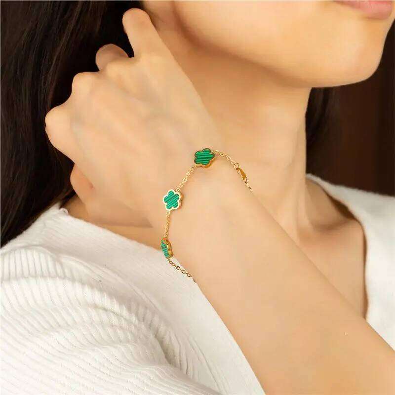 G&D Luxury Green Flower Charm High Quality Gold Color Stainless Steel Clover Bracelet for Women Jewelry Non Fade Party Gift Z260225