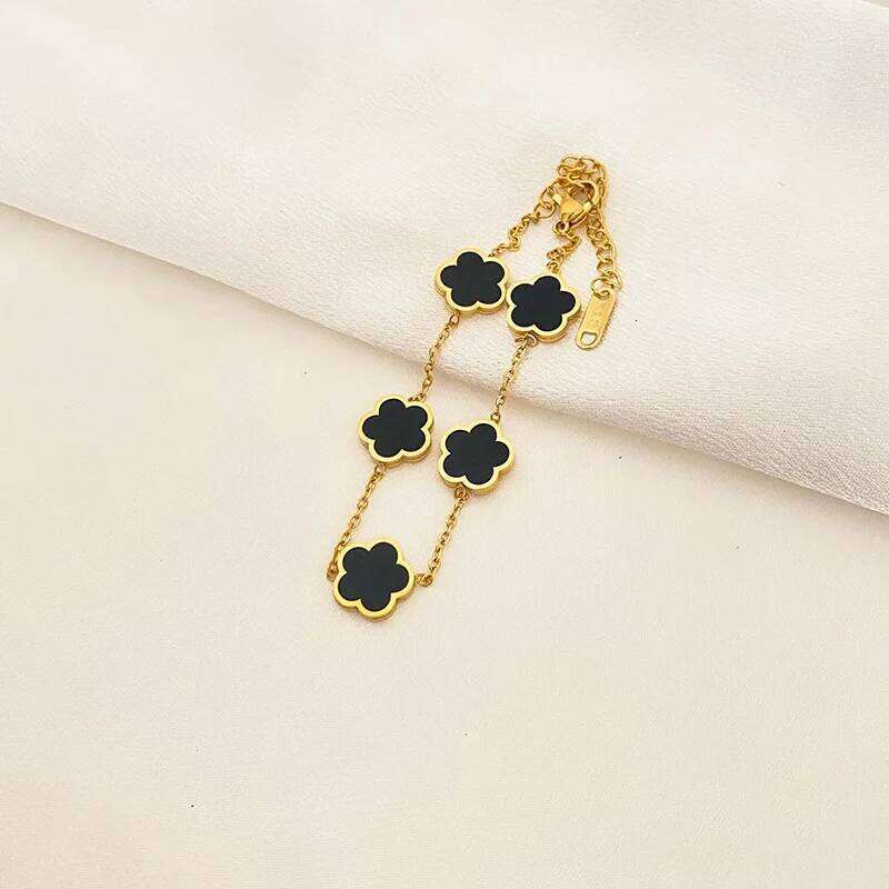 Stainless Steel Five Flower Charm Bracelet Gold Plated Clover Elegant Bracelets Modern Fashion Jewelry for Women Girls Gifts Z260225
