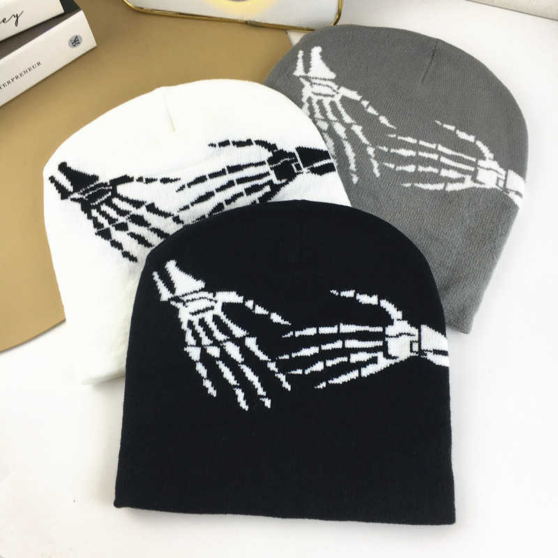 Halloween quirky personality claw knit hat for autumn and winter warm hip-hop beanie for men and women couples trendy pullover hat S260225