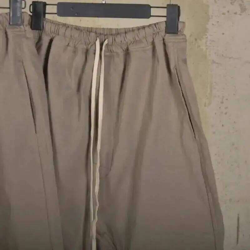 HKSH Summer New Men's Tide European American Style High Street Chic Capris Shorts Fashion Dark Trend Half Lengh Pants Ins HK5815 H260226