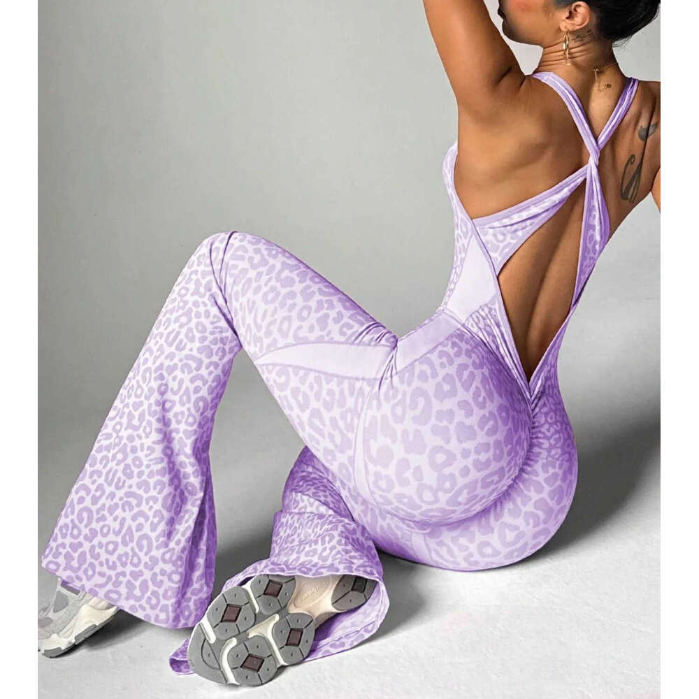 2026 Designer Women's Leopard Pattern Cross Back Seamless Yoga Fitness Integrated Sports Pants Set