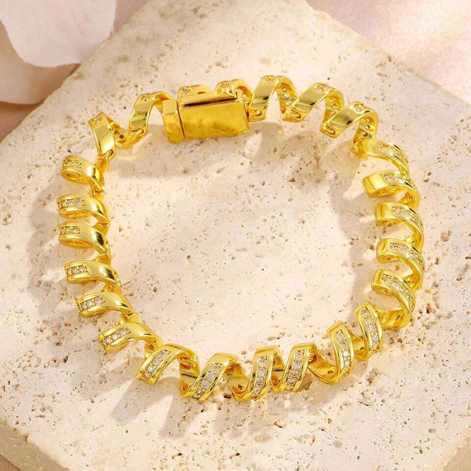 ZAKOL Sparkling Telephone Wire Stretch Bracelet Shiny Zircon Luxury Wrapped Bangle Sophisticated Aesthetic Jewelry Gift Z260225