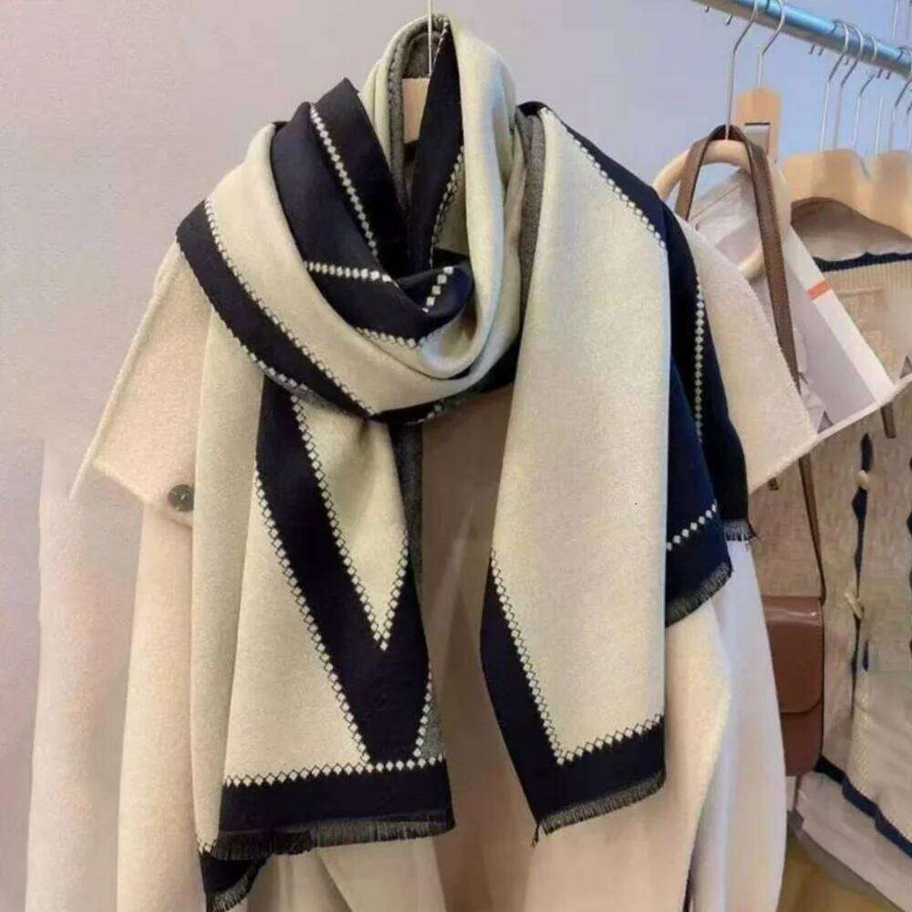 Women's autumn and winter waterproof scarf, thick double-layer shawl, soft office daily accessories, classic color design Z260226